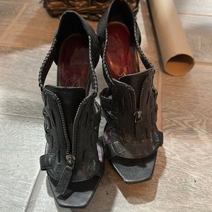 Jessica Simpson heels